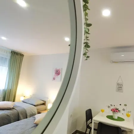 Apartman I Studio Apartman Vitana Garesnica Buitenkant foto