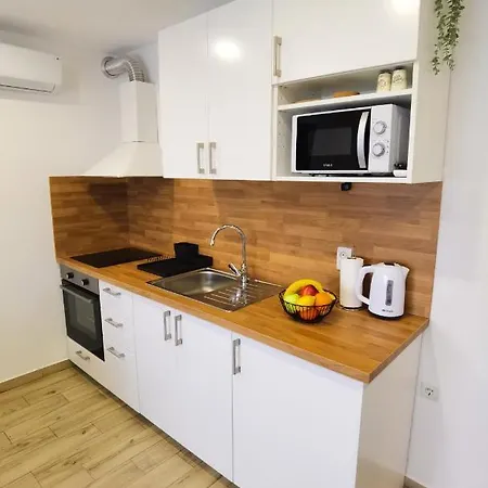 Apartman I Studio Apartman Vitana Garesnica Buitenkant foto