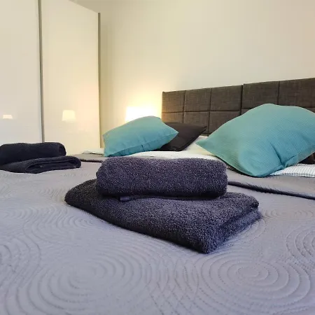 Apartman I Studio Apartman Vitana Garesnica Buitenkant foto